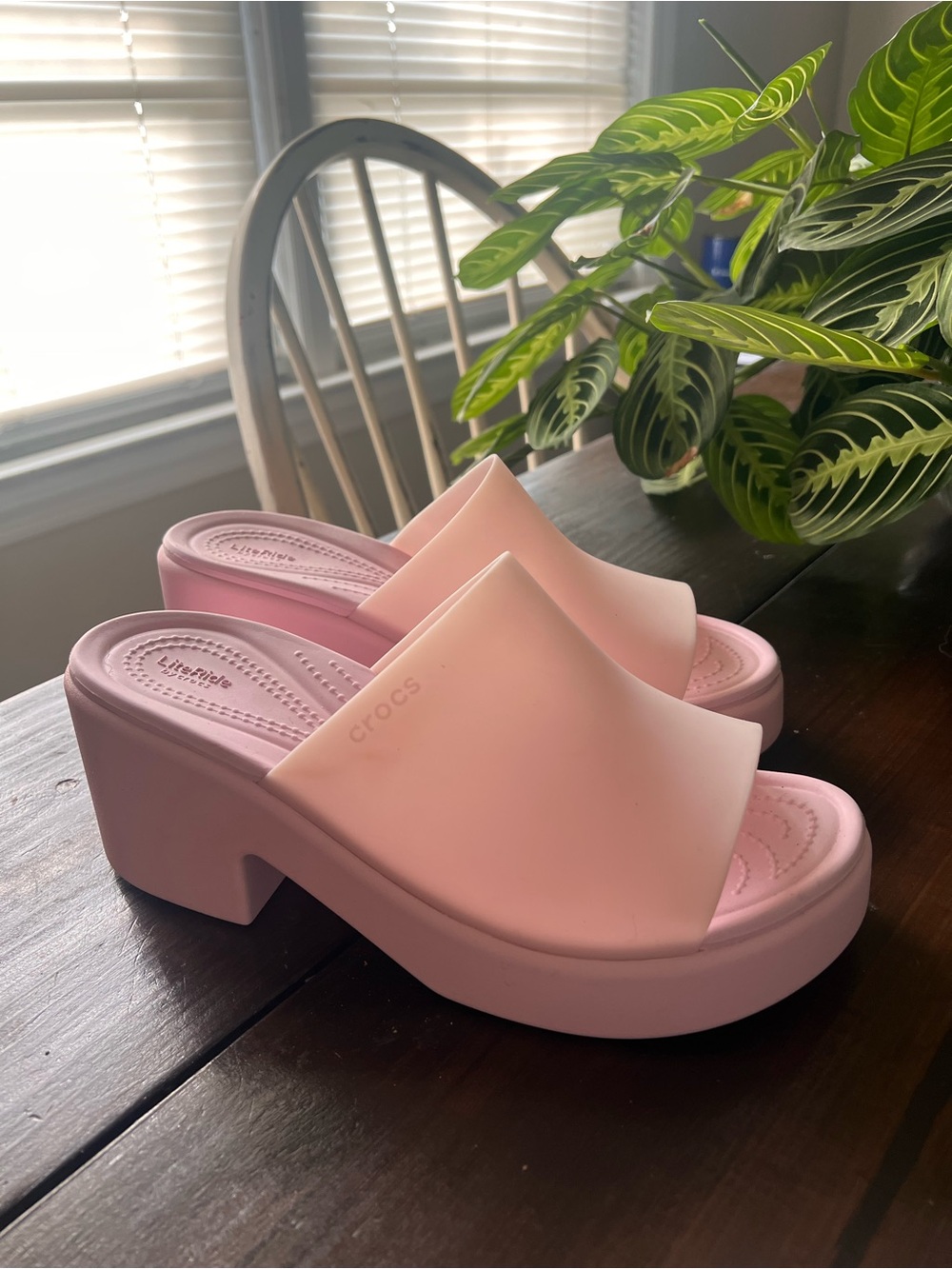 CROCS Women's Pastel Pink Platform Mule Sandals